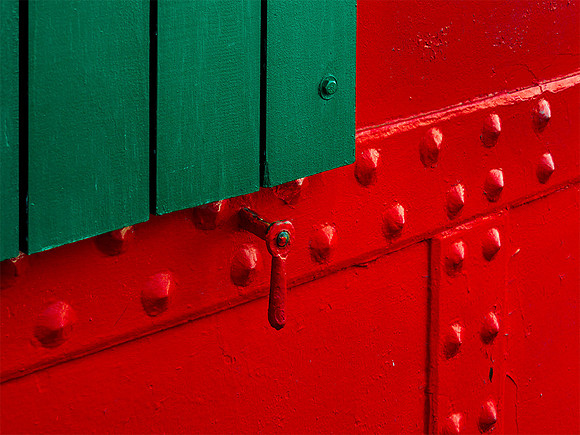 Green Shutter